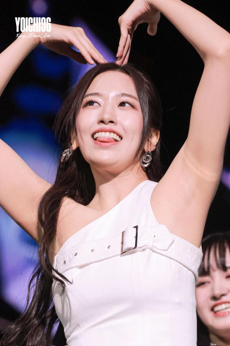 아이브 안유진