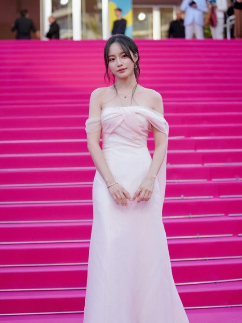 배윤경