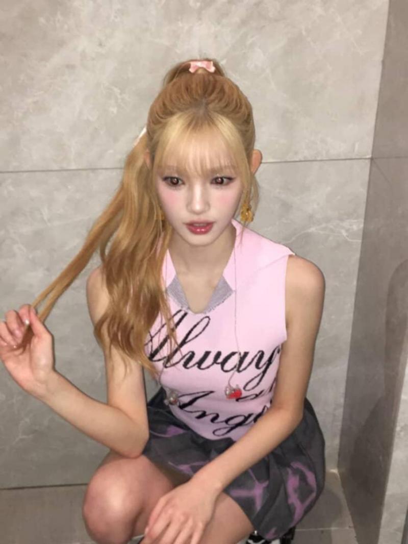 하츠투하츠 유하,  에이나