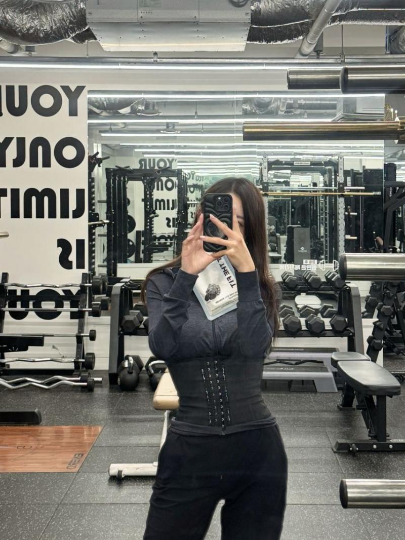 김윤희 아나운서