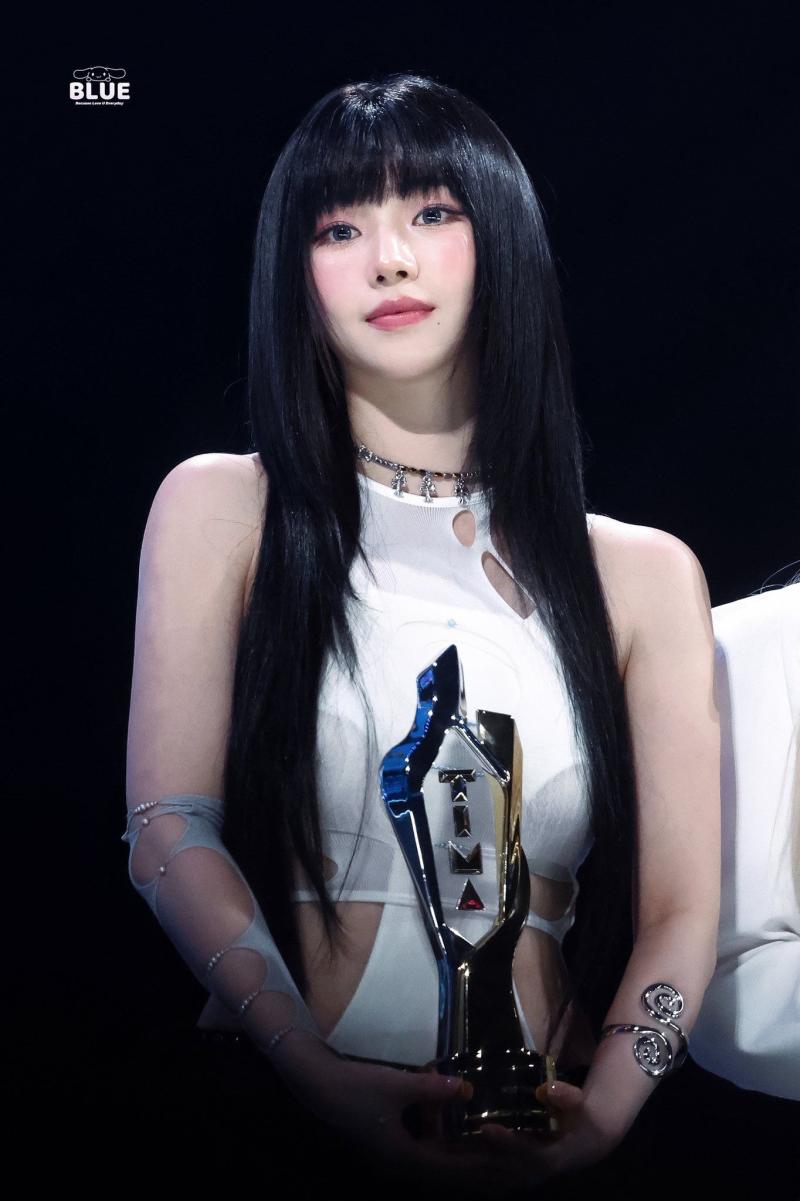 에스파 카리나 TIMA 260822