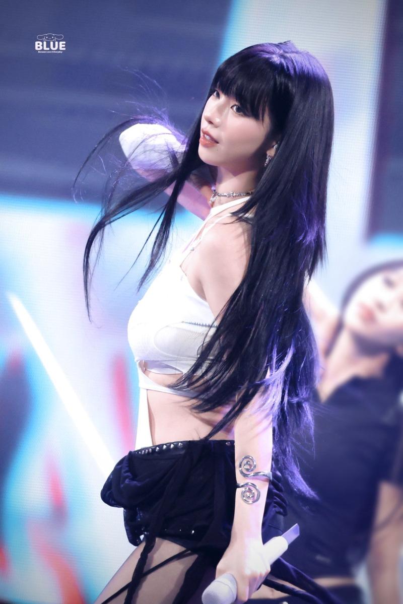 에스파 카리나 TIMA 260822