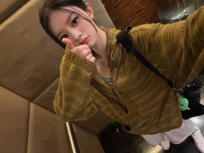 아일릿 윤아,민주