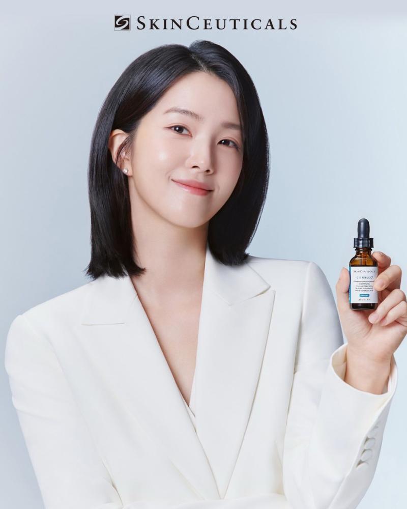 아일릿 윤아,민주