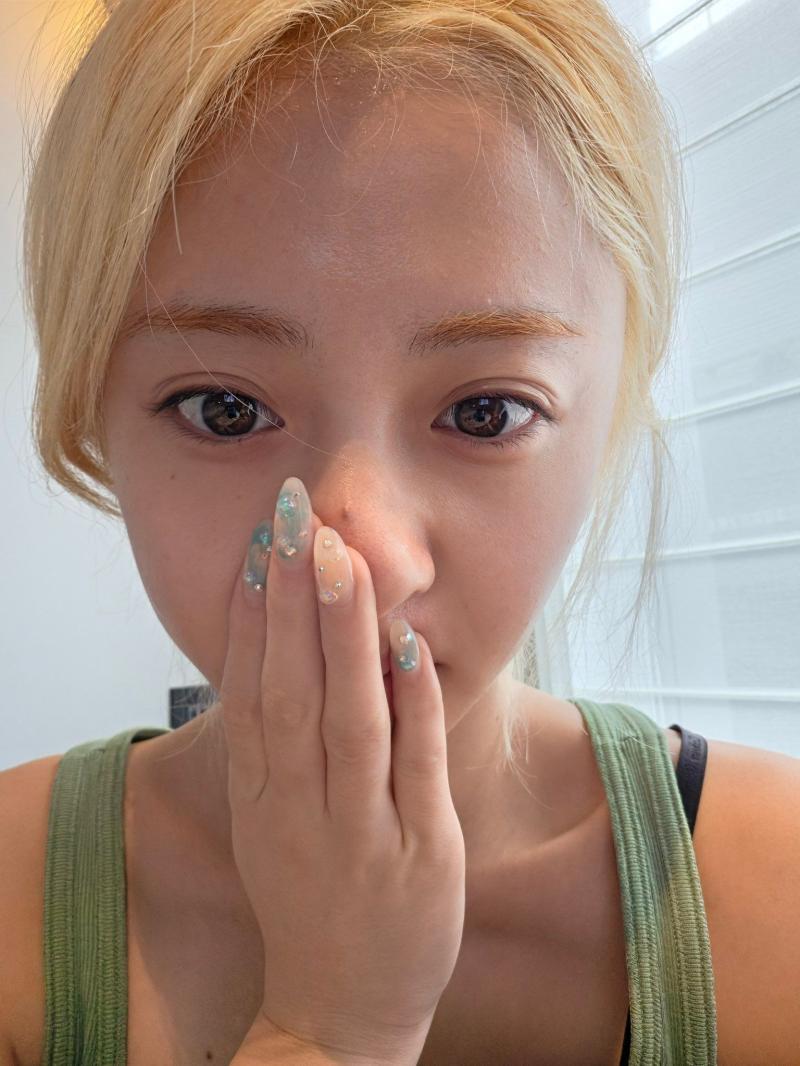 르세라핌 허윤진