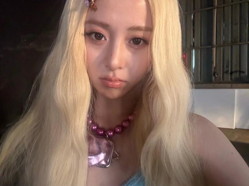 르세라핌 허윤진