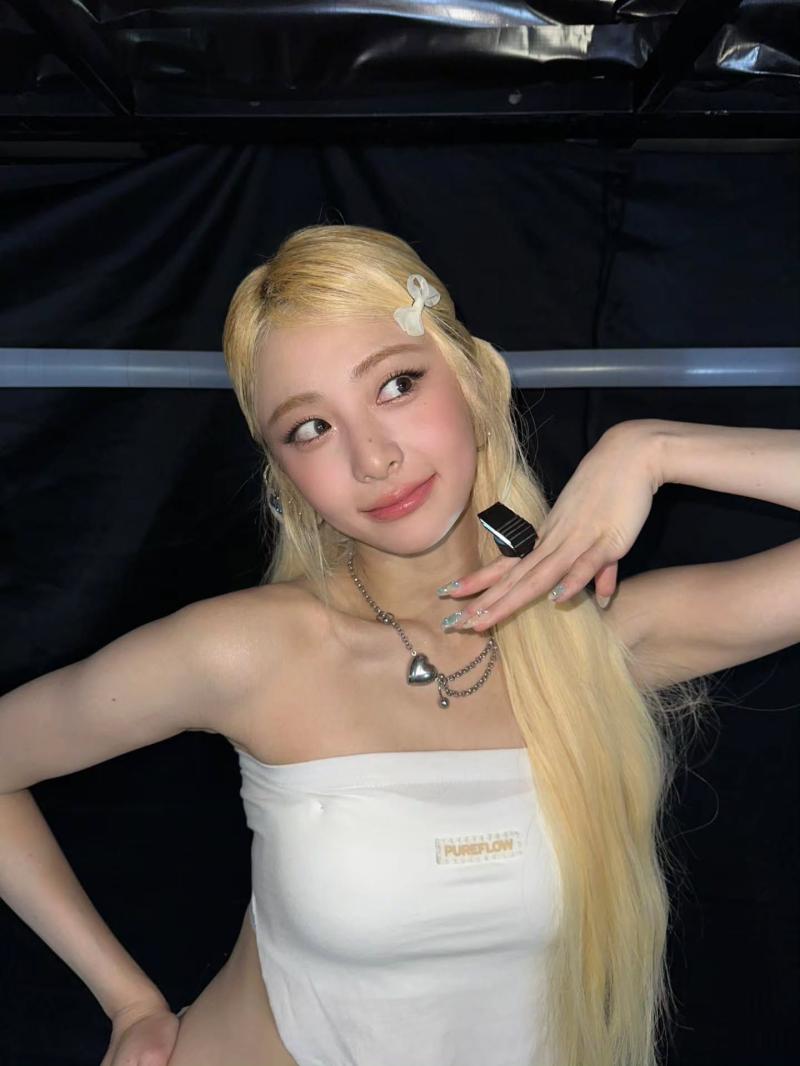 르세라핌 허윤진