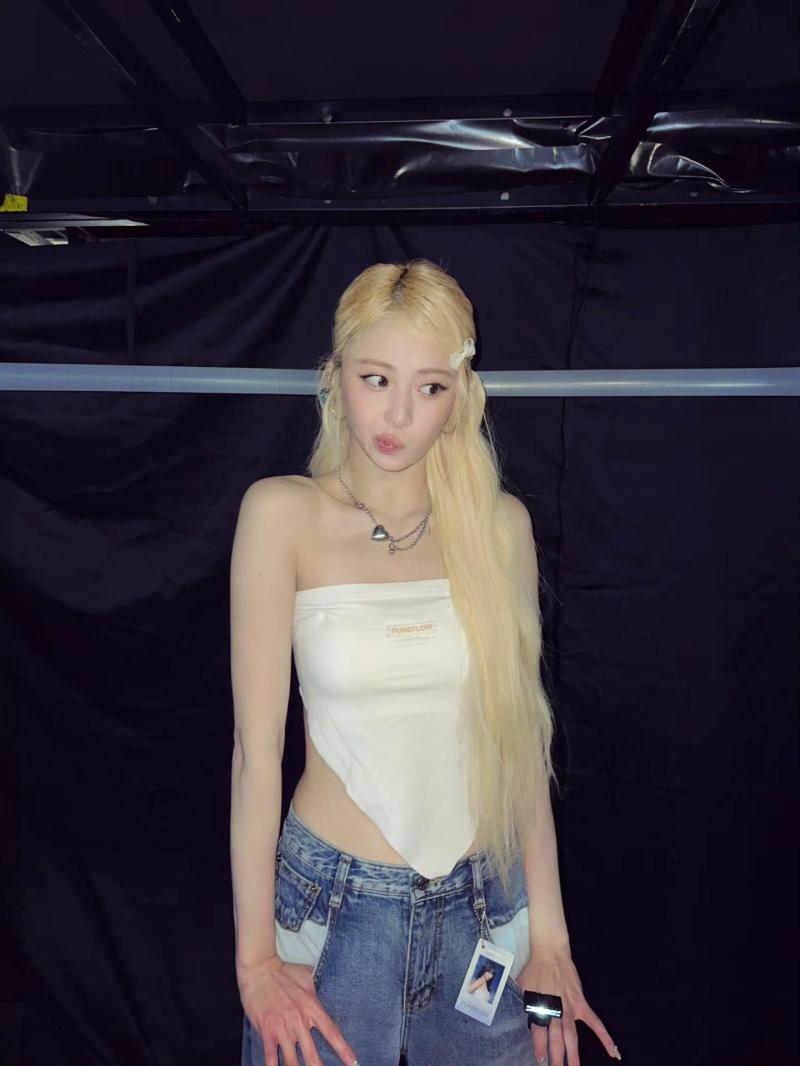 르세라핌 허윤진