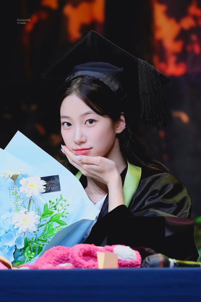 르세라핌 카즈하
