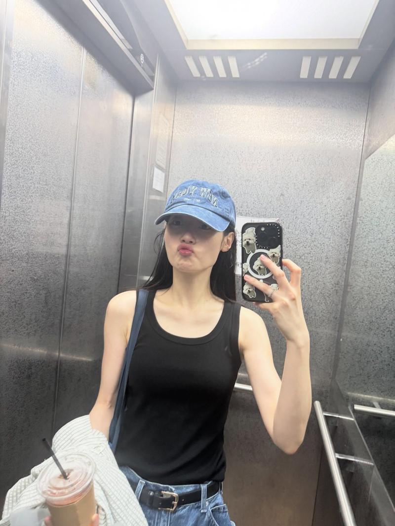 정채연