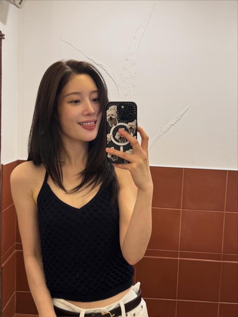 정채연