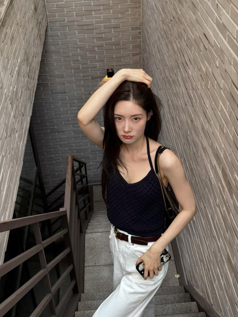 정채연