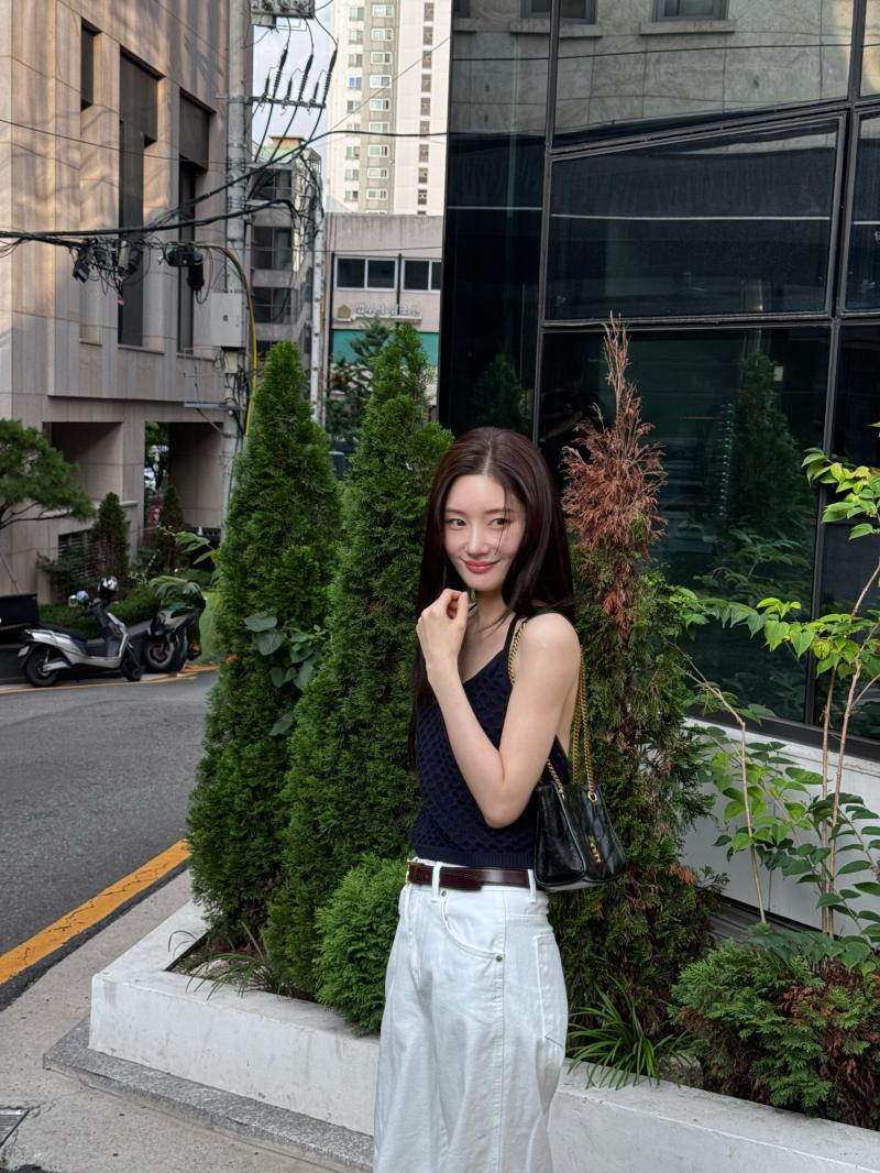 정채연