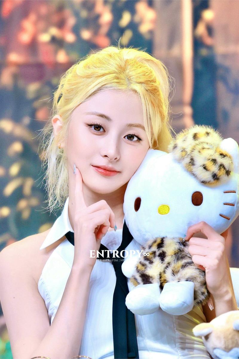 르세라핌 허윤진
