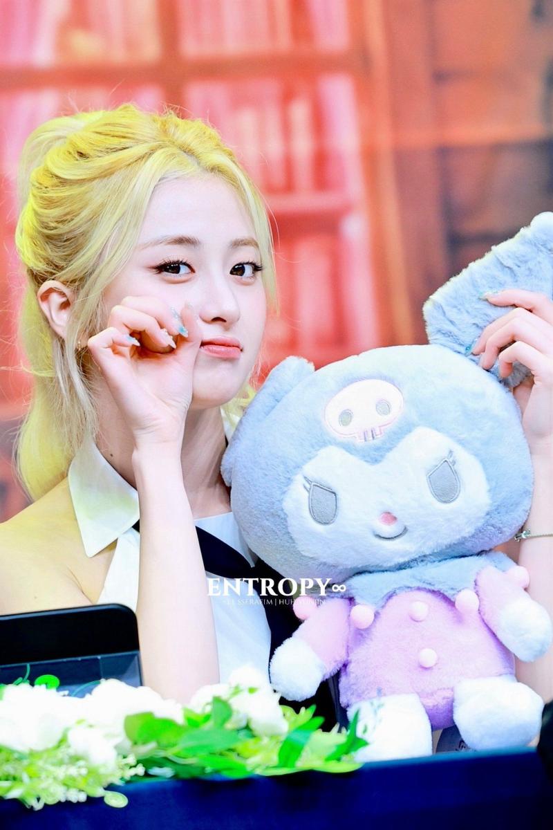 르세라핌 허윤진