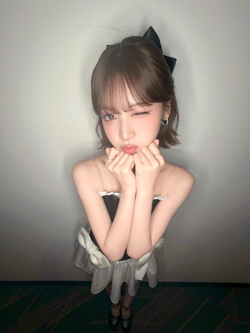 르세라핌 허윤진