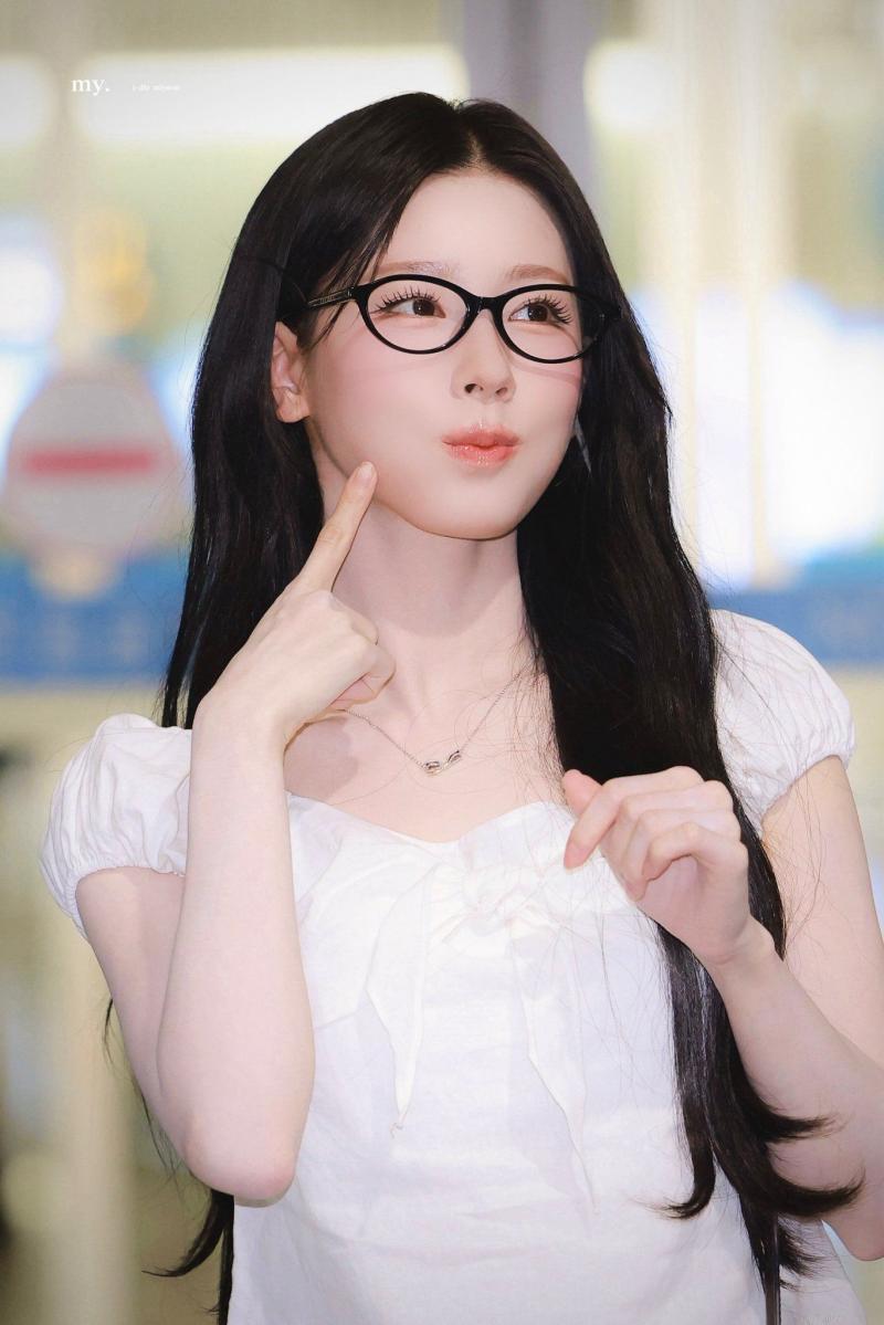 260825 상하이로 출국하는 아이들 미연