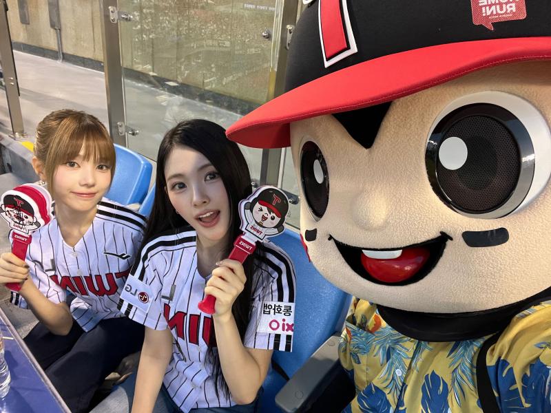 QWER 히나
