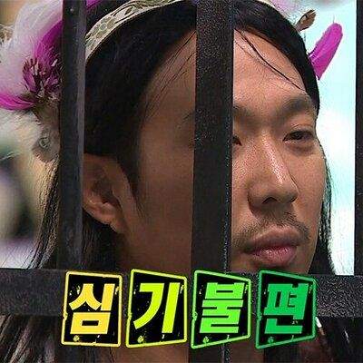 44살 한국 농부를 본 19살 동남아 소녀의 표정.jpg