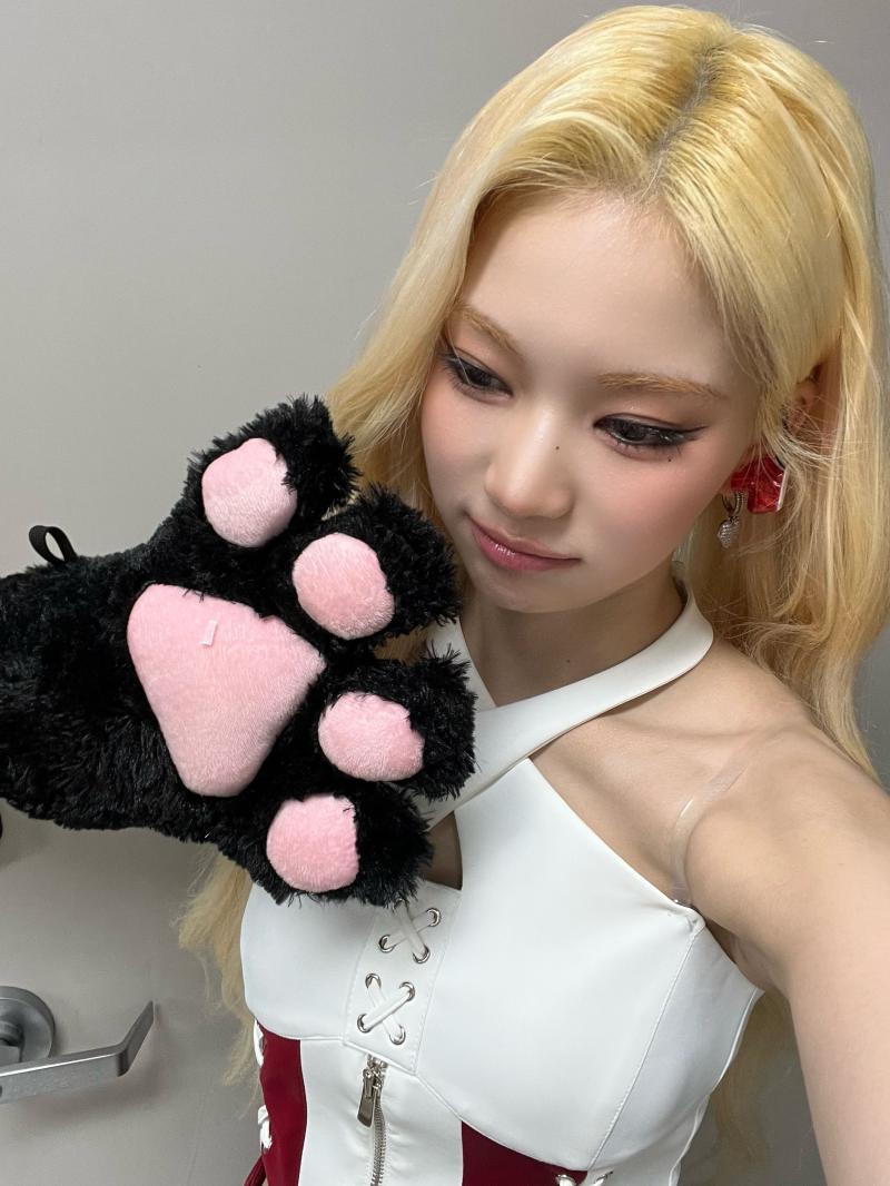 스테이씨 아이사 SNS