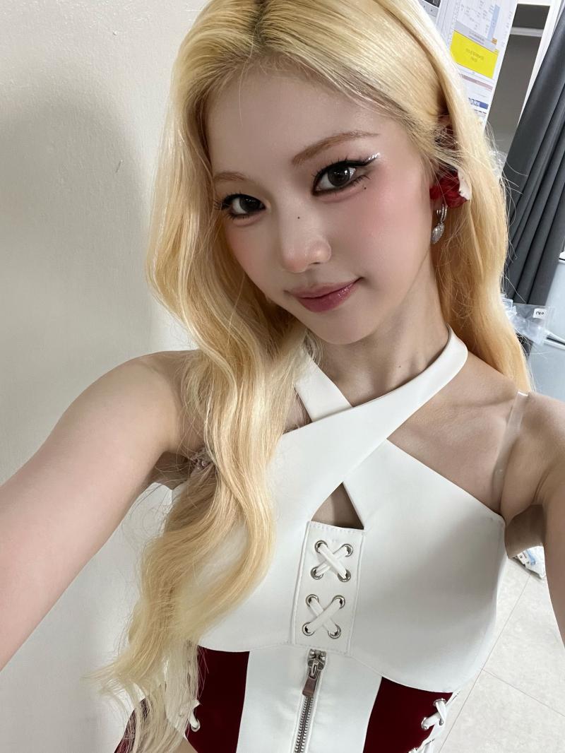 스테이씨 아이사 SNS