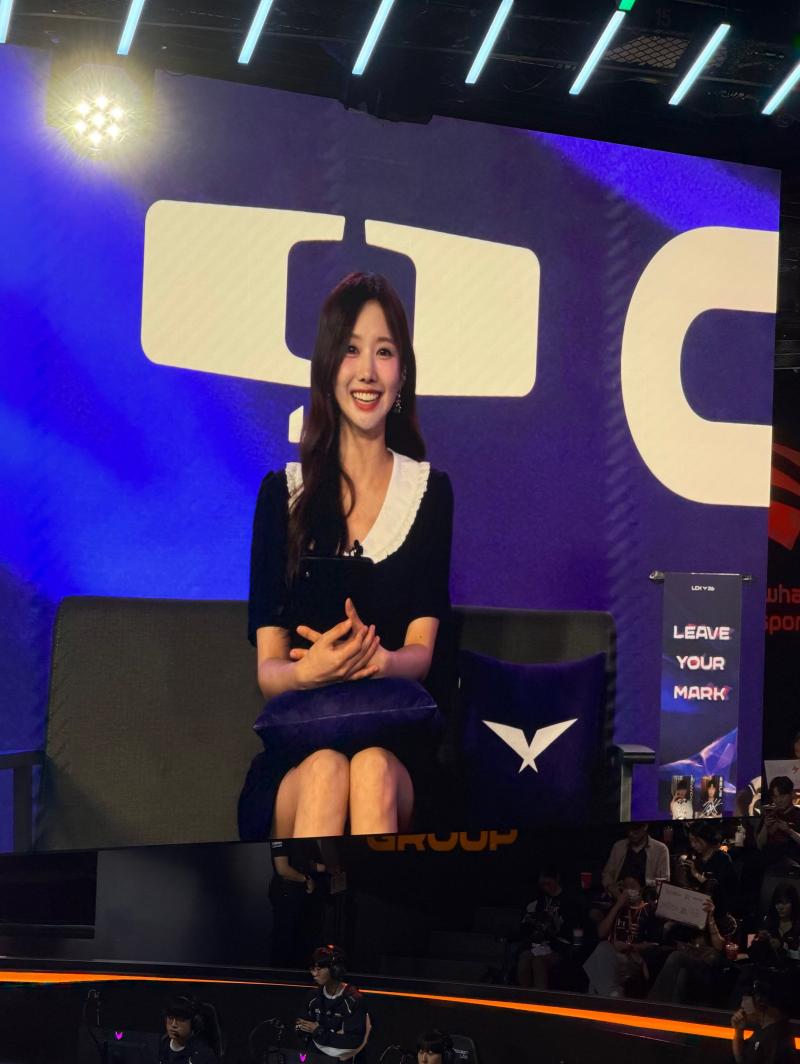 윤수빈 아나운서