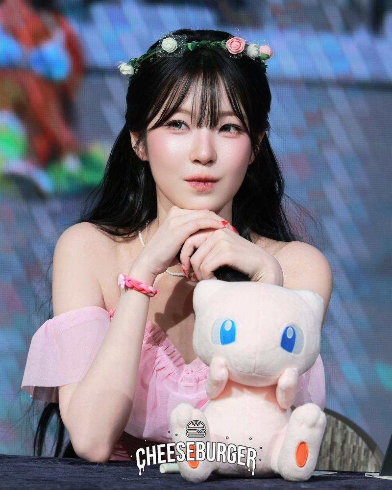 프로미스나인 백지헌