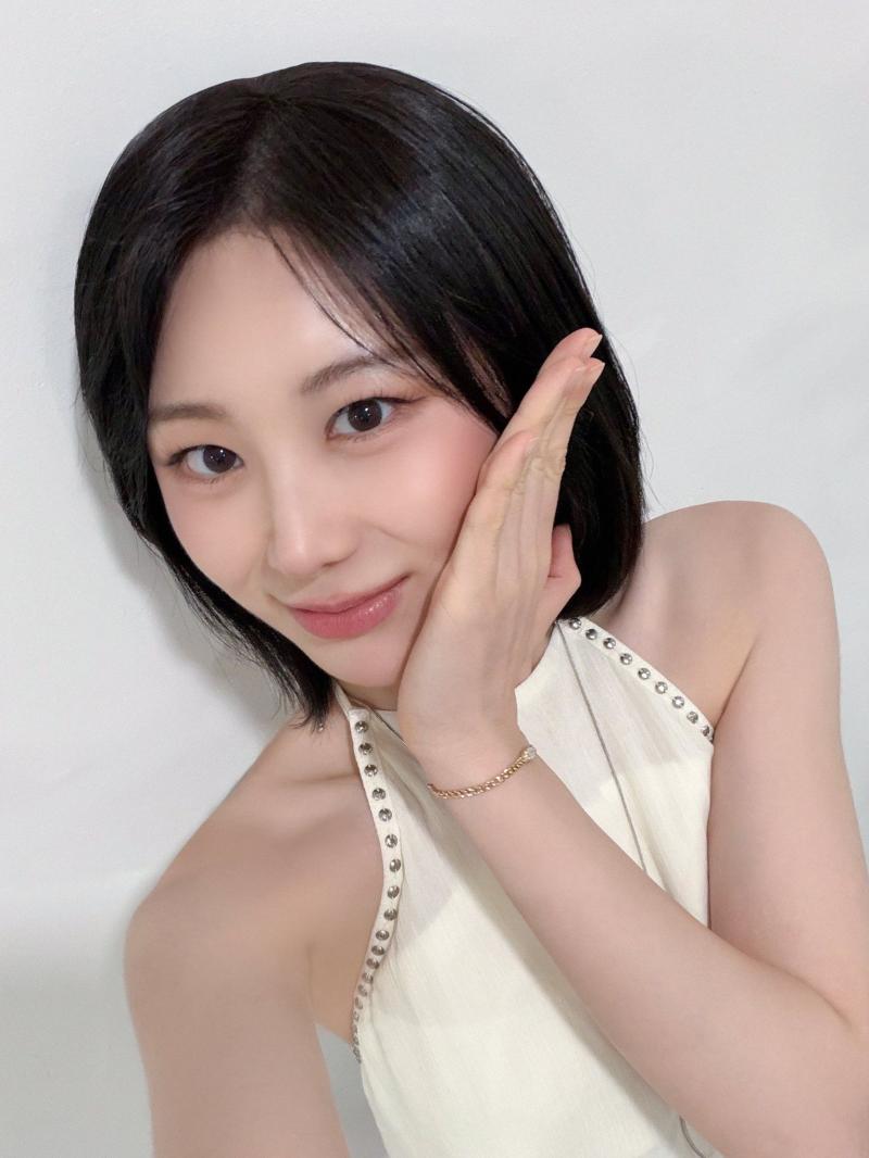 이채연