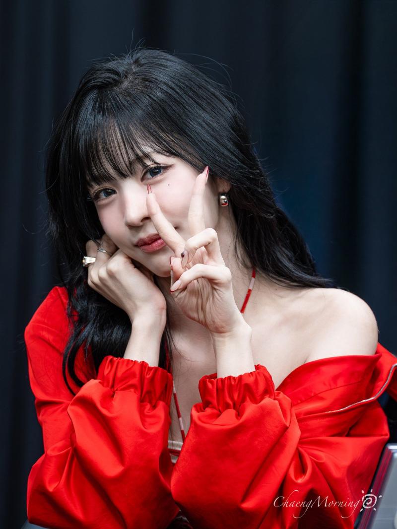 프로미스나인 이채영