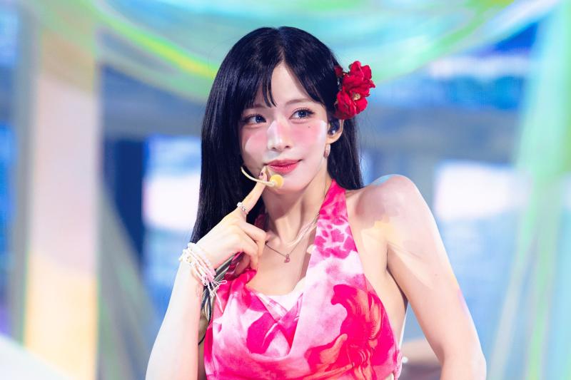 프로미스나인 이채영
