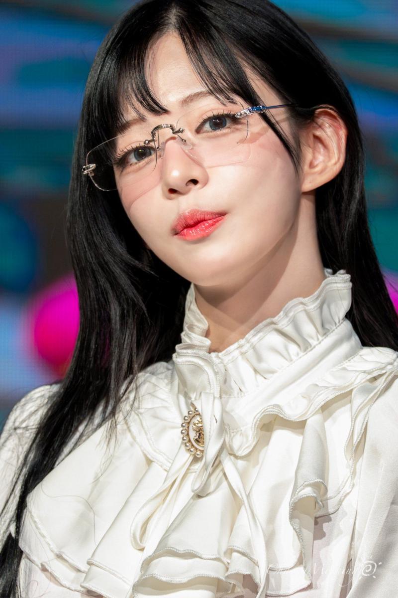 프로미스나인 이채영