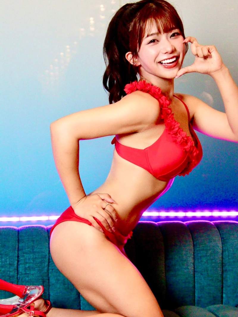 요리사 때려치고 AV 데뷔한 처자