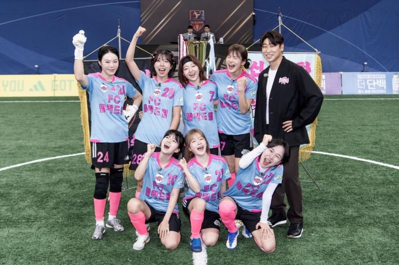 QWER 히나
