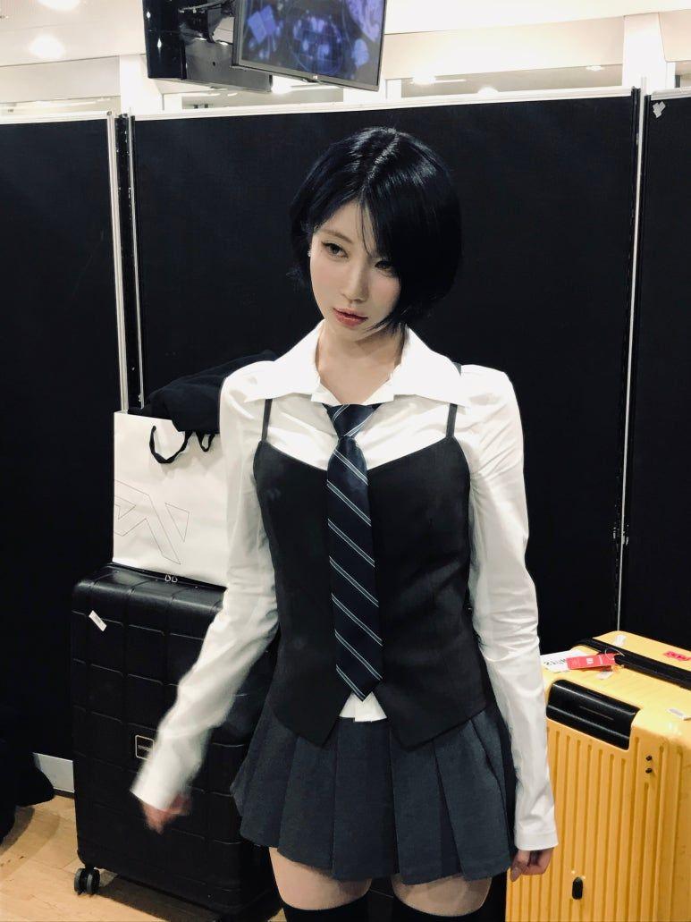 진세연 각선미