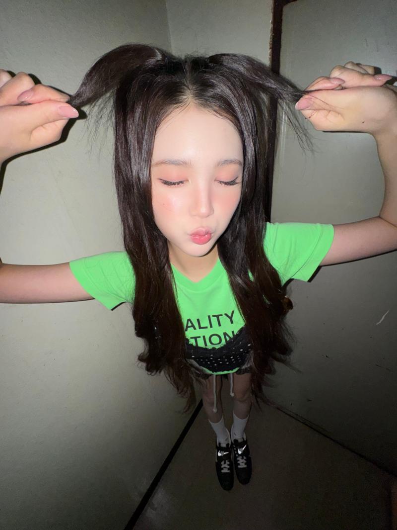 하츠투하츠 에이나