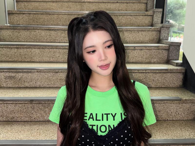 하츠투하츠 에이나