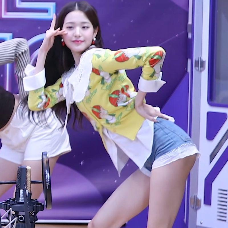 [아이브/IVE] 장원영 짧은 청팬츠