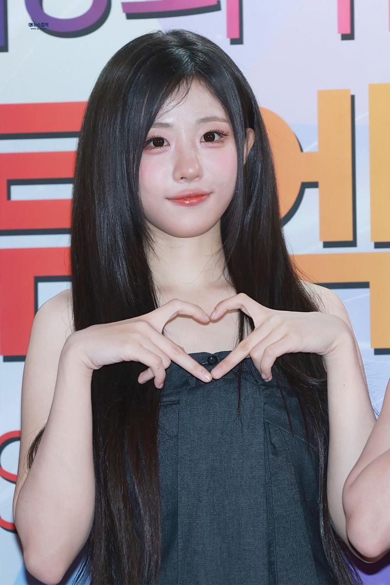 QWER 히나
