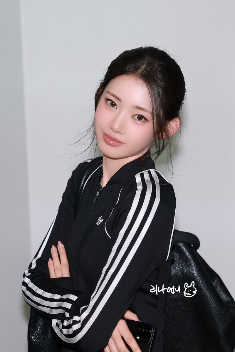오늘 출국하는 베이비몬스터 로라
