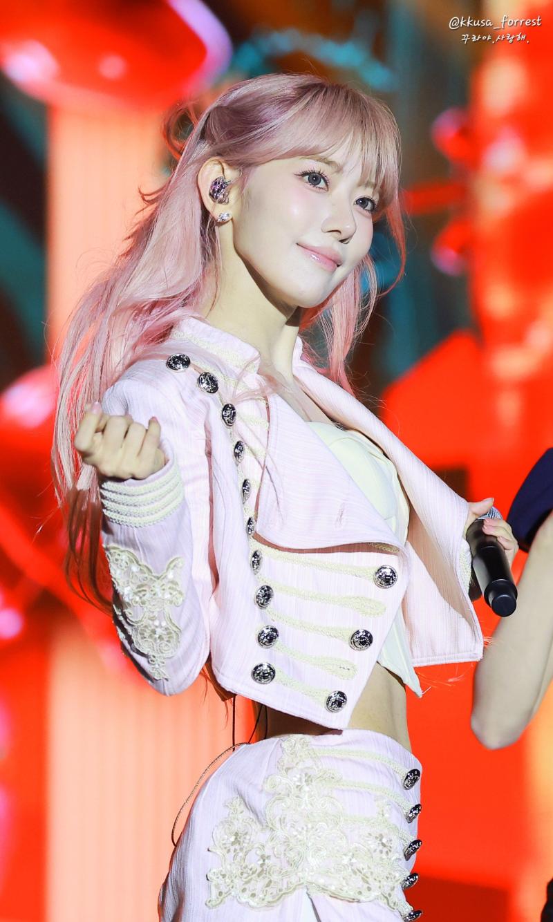 르세라핌 사쿠라 KDWA 260827