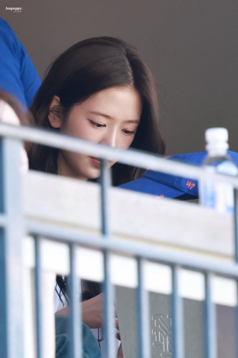 아이브 안유진