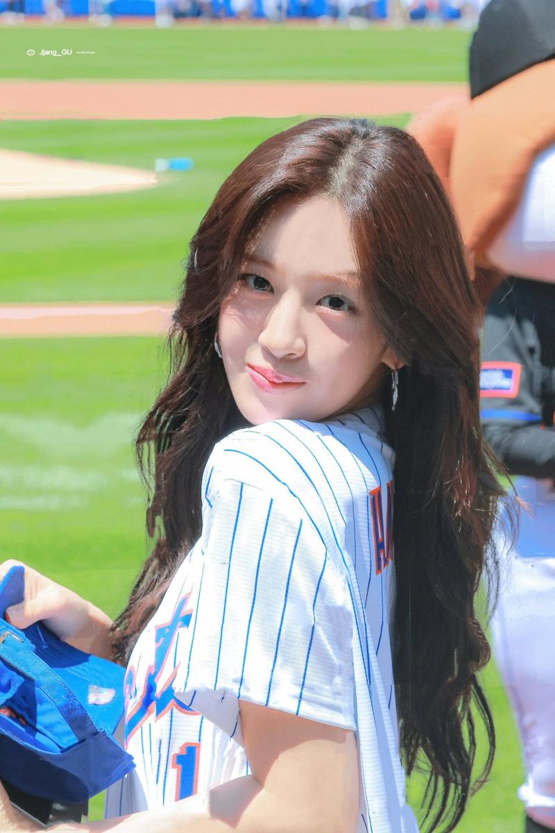 아이브 안유진
