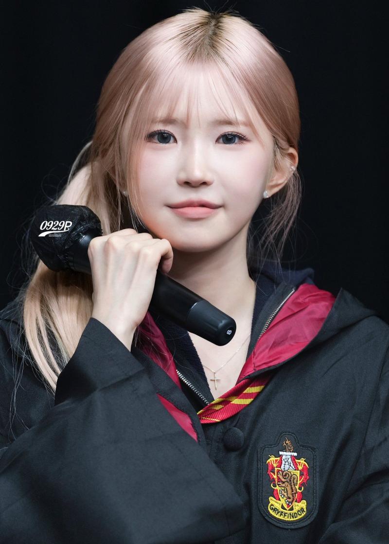 프로미스나인 송하영