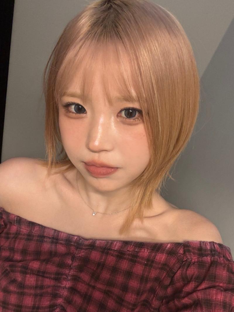 프로미스나인 송하영
