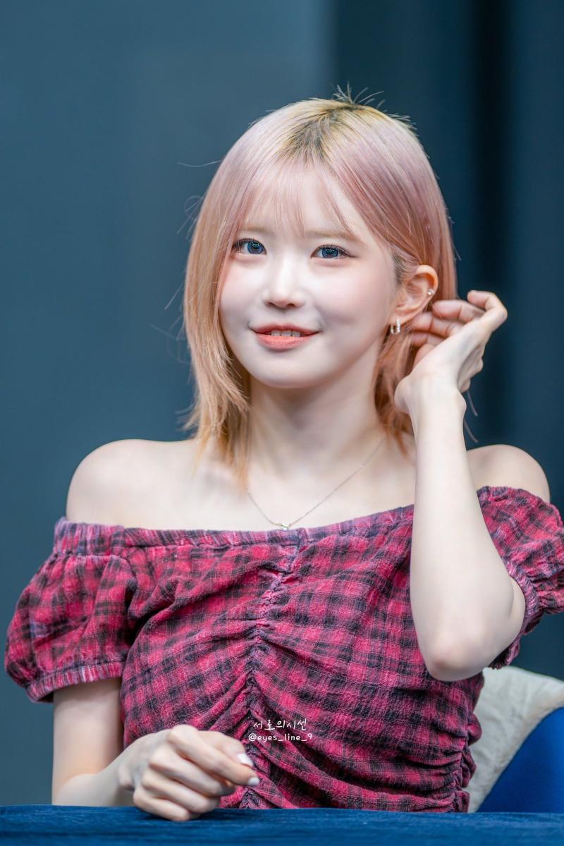 프로미스나인 송하영