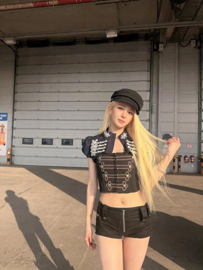 [르세라핌LE SSERAFIM] 허윤진