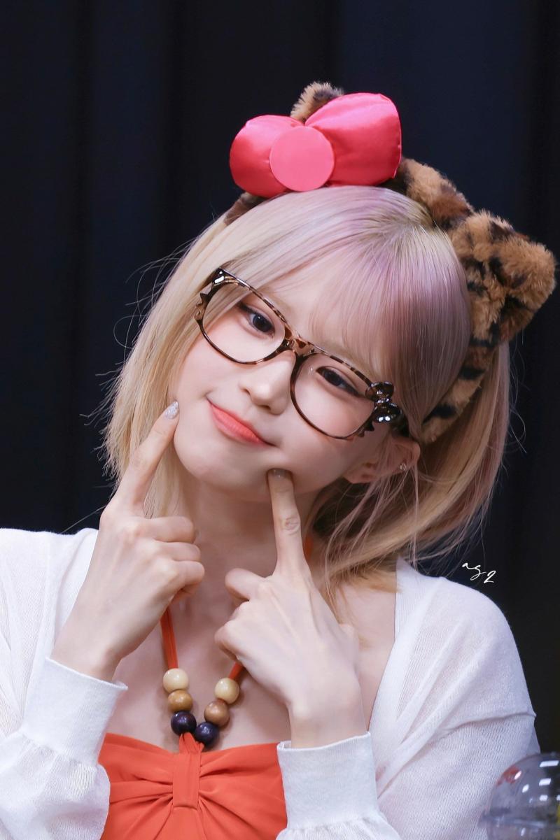 프로미스나인 송하영
