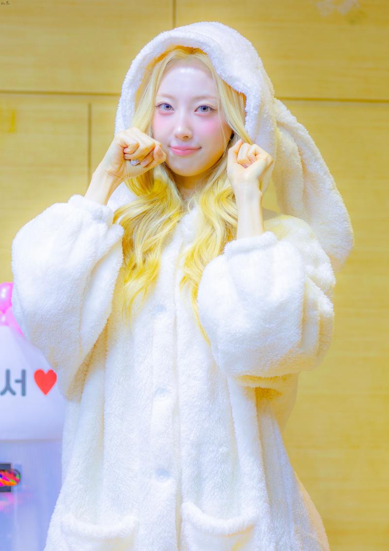 하이키 리이나 옐 팬사인회 260830