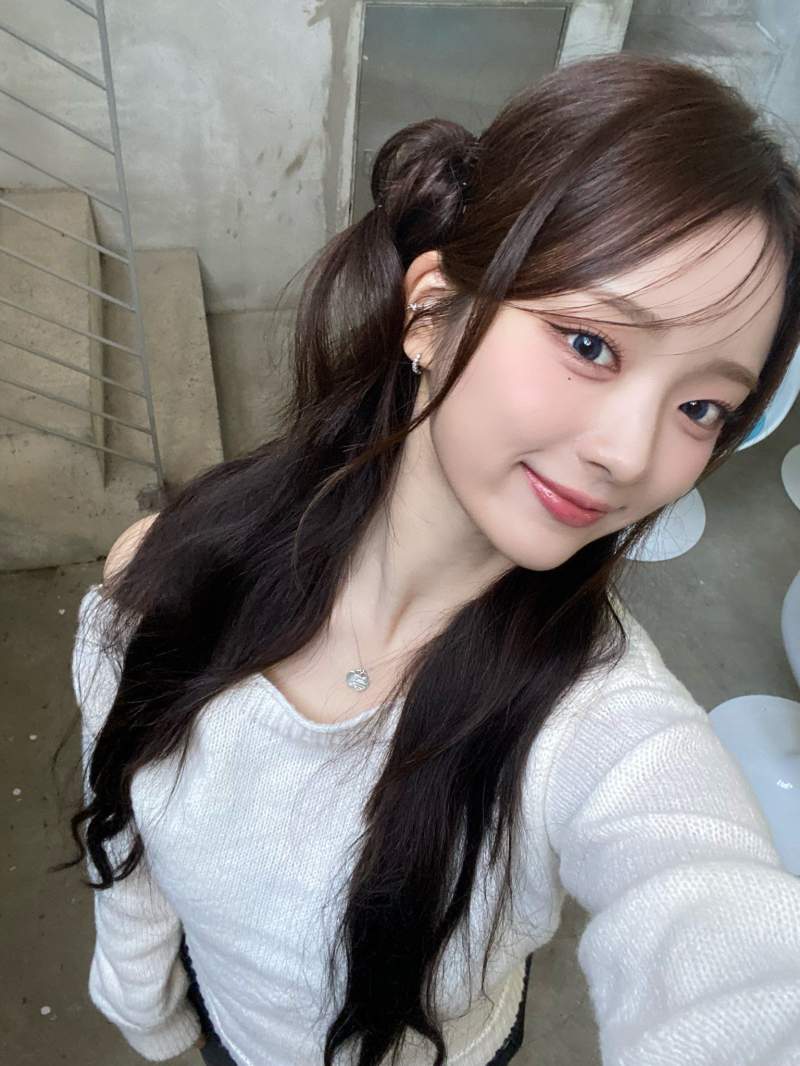 선이 예쁜 여돌 역시나...gif