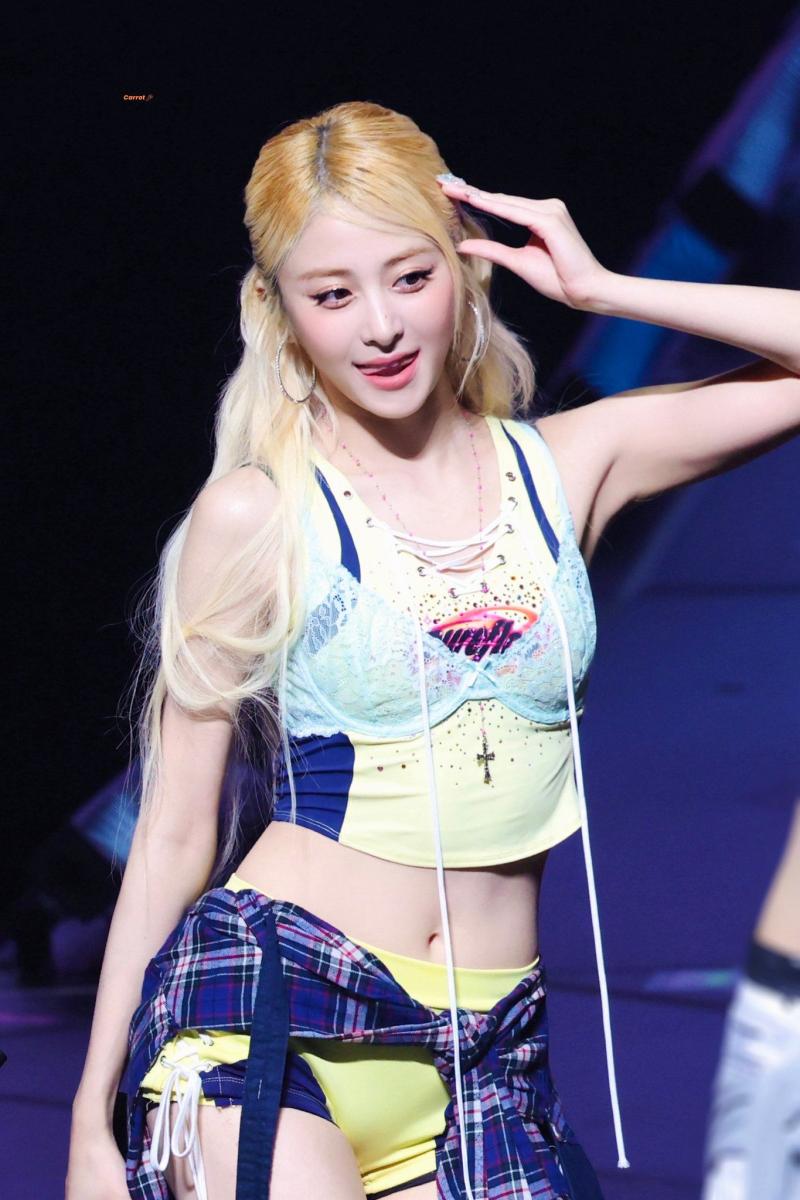 르세라핌 허윤진